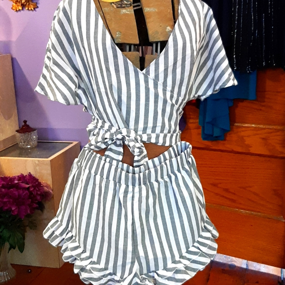Sweaty rocks gray and white striped crop tie top and shorts set.